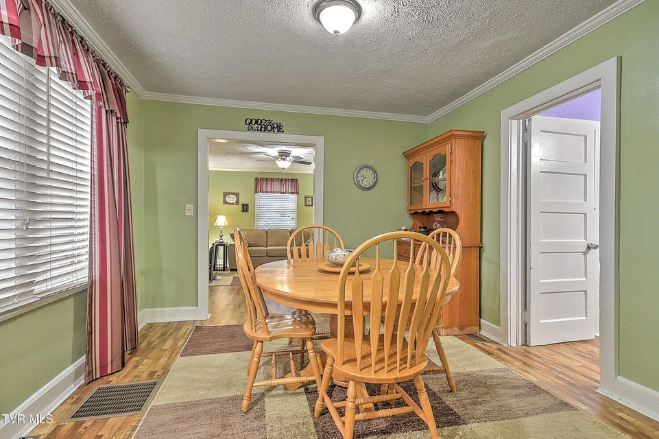 Photo #12: 818 Birch Street