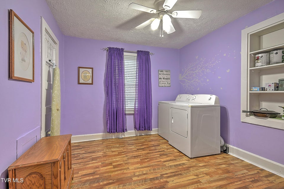 Photo #20: 818 Birch Street