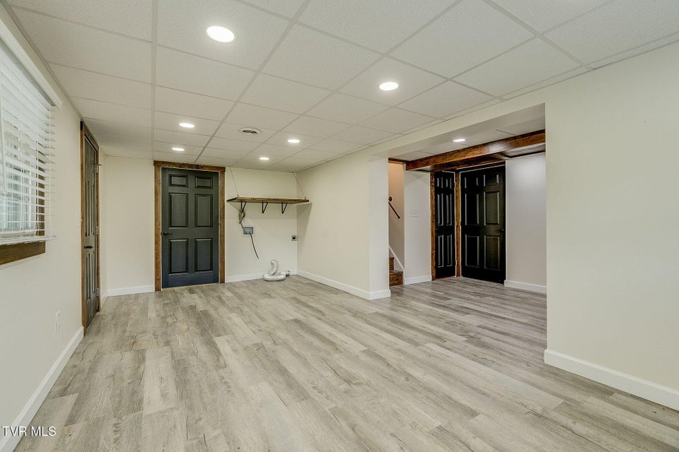 Photo #25: 512 Meadowlark Drive