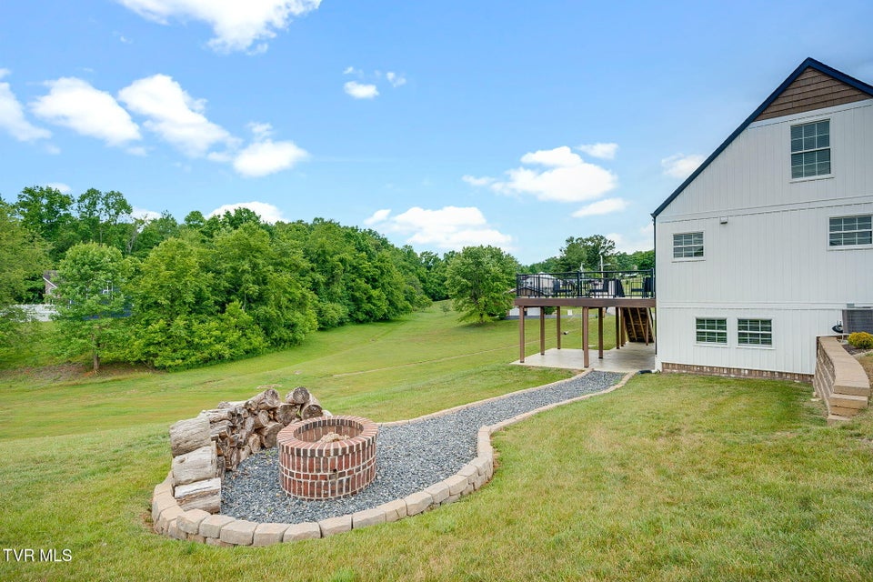 Photo #35: 512 Meadowlark Drive