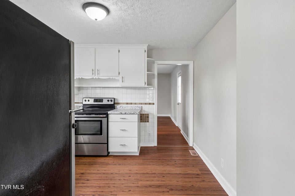 Photo #5: 1457 Belmont Drive
