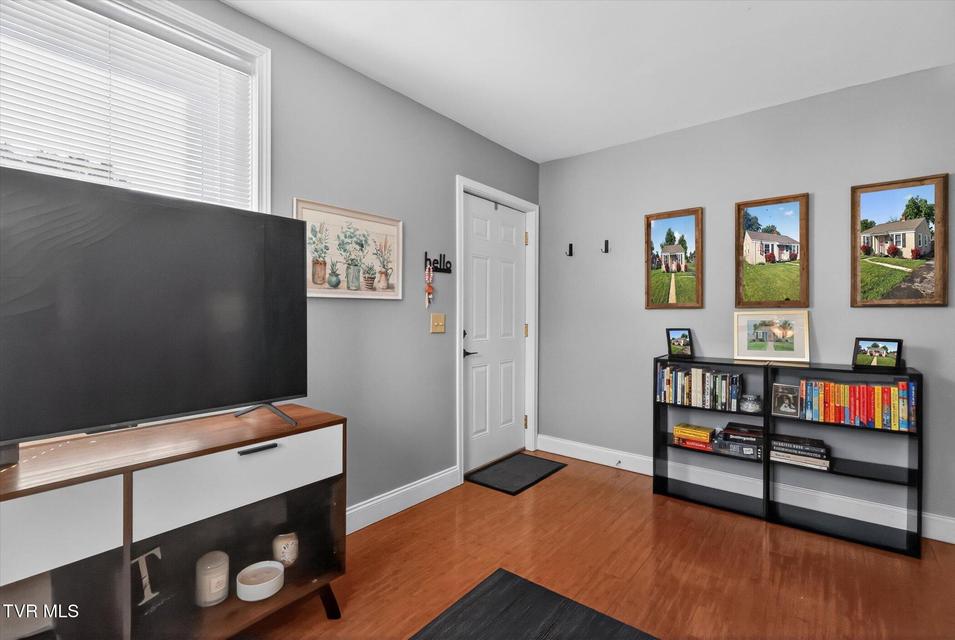Photo #6: 1560 Sevier Avenue