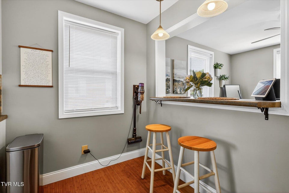 Photo #10: 1560 Sevier Avenue