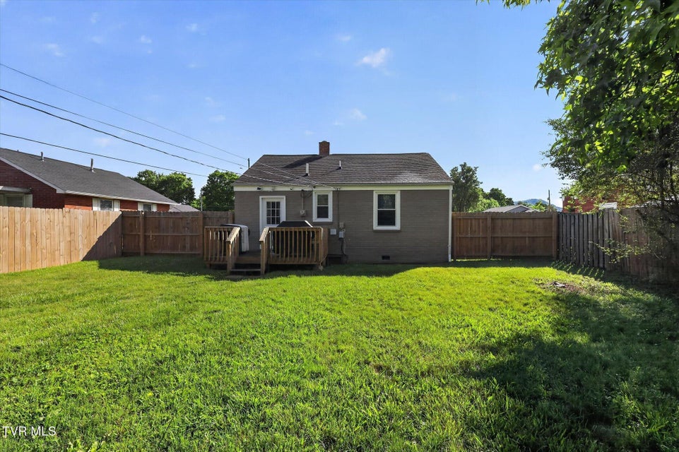Photo #21: 1560 Sevier Avenue