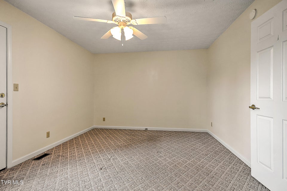 Photo #24: 921 Cornerstone Court