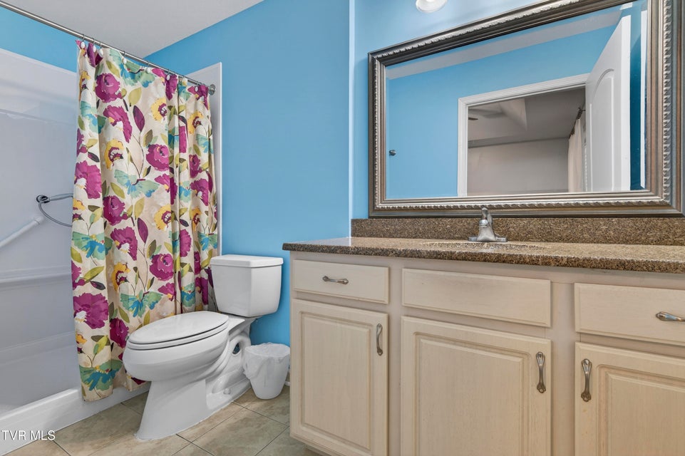 Photo #13: 527 Redstone Drive