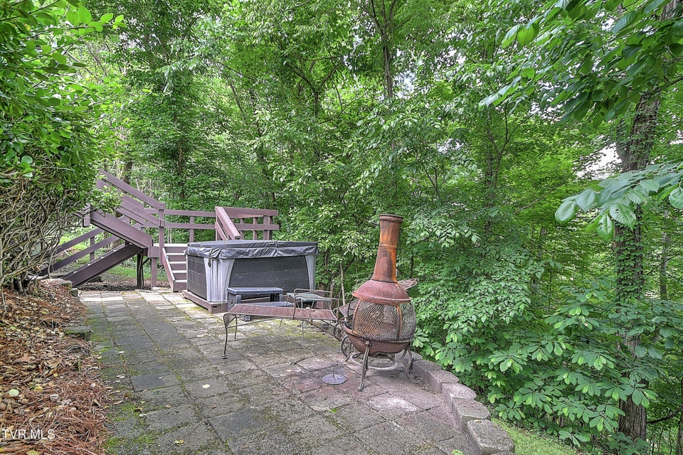 Photo #59: 45 Grove Hill Road
