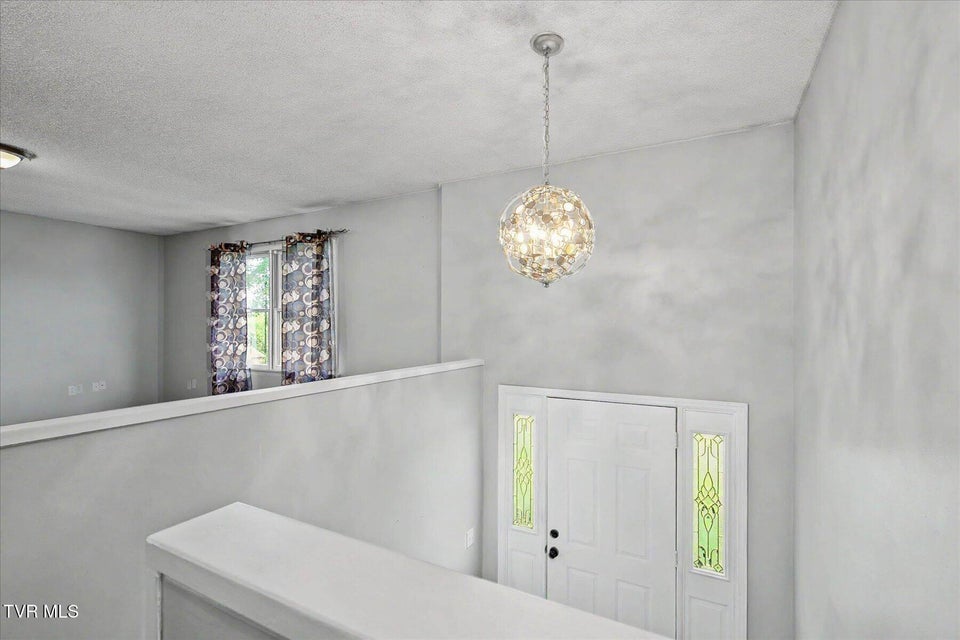 Photo #6: 912 Sherbrooke Circle