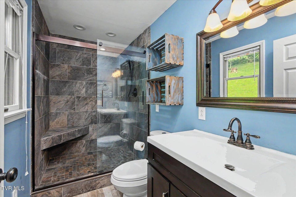 Photo #22: 912 Sherbrooke Circle