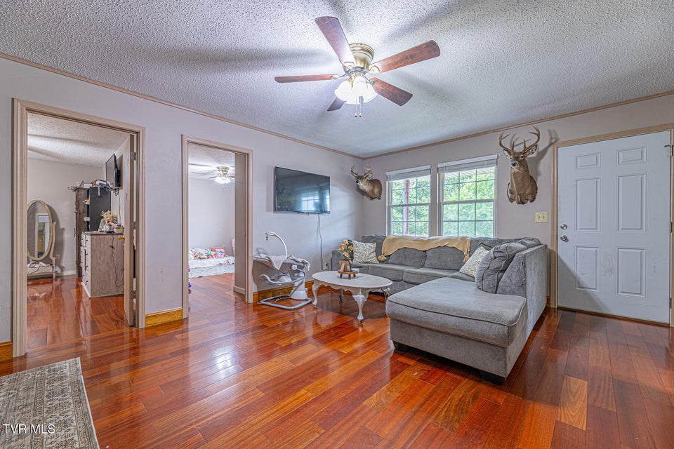 Photo #39: 125 Parsonage Road