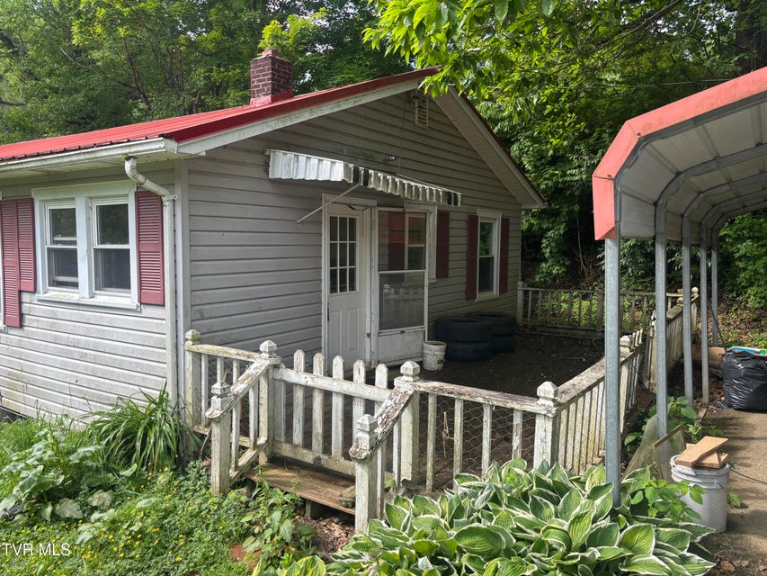Photo #3: 141 Canter Road