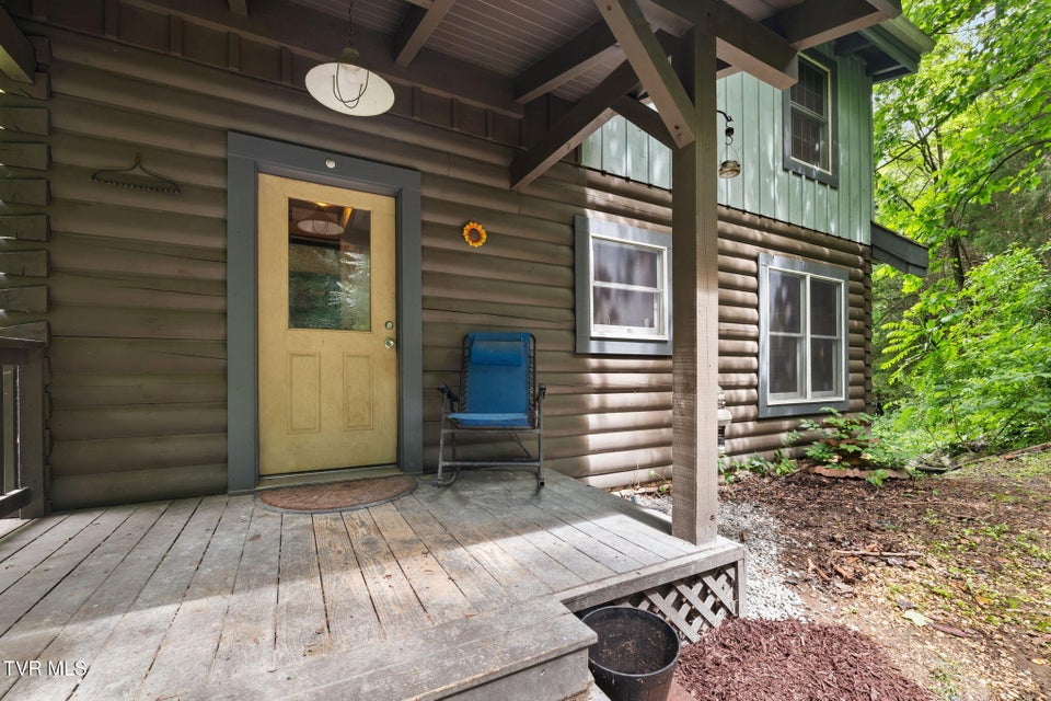 Photo #8: 21179 Green Spring Road