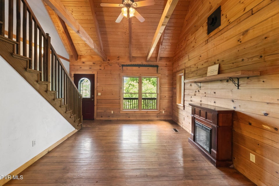 Photo #17: 21179 Green Spring Road