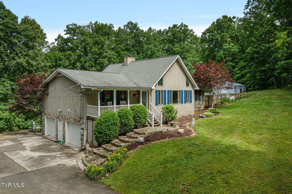 Photo #4: 406 Gustavis Court