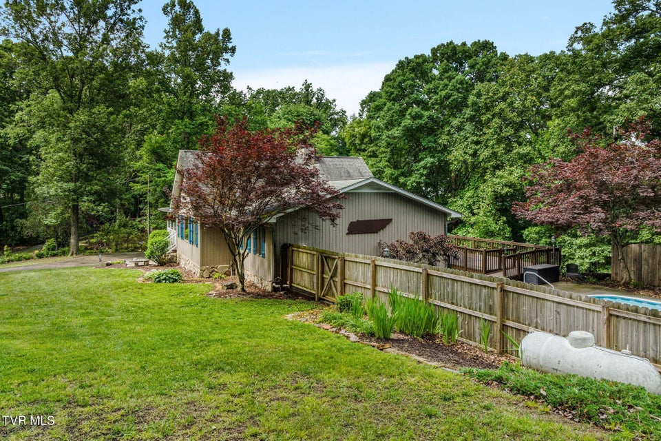 Photo #67: 406 Gustavis Court