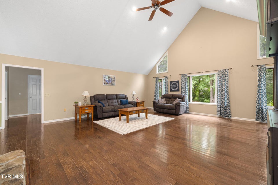 Photo #14: 406 Gustavis Court
