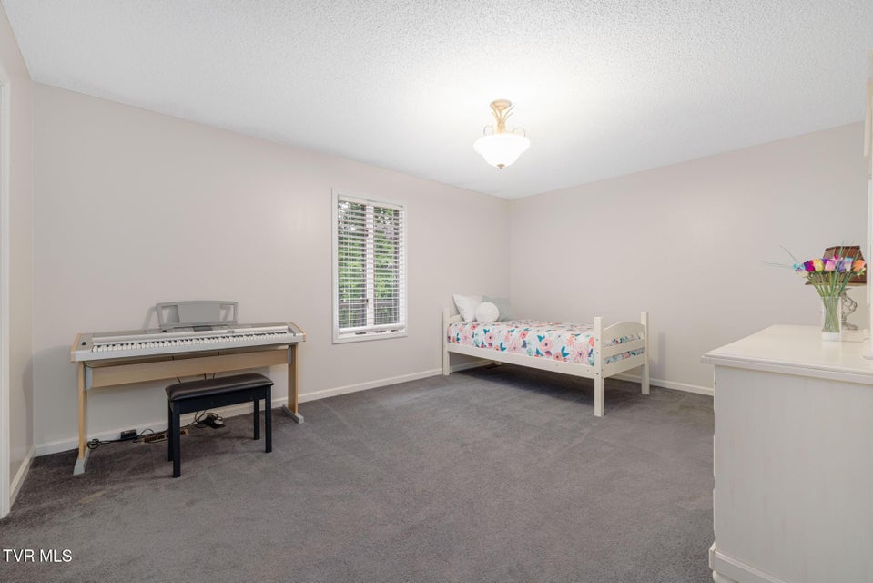 Photo #27: 406 Gustavis Court
