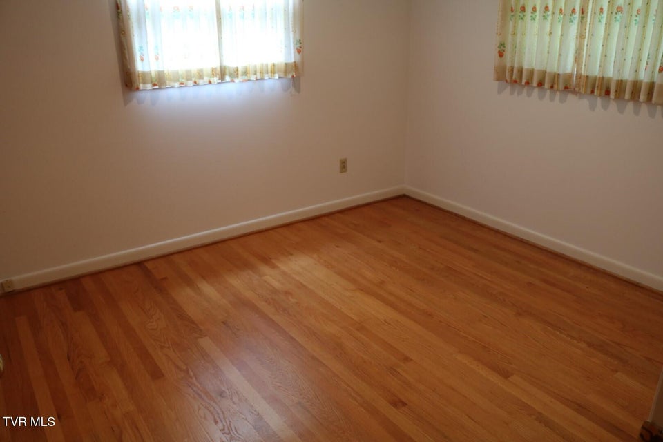 Photo #12: 108 Mayor Avenue