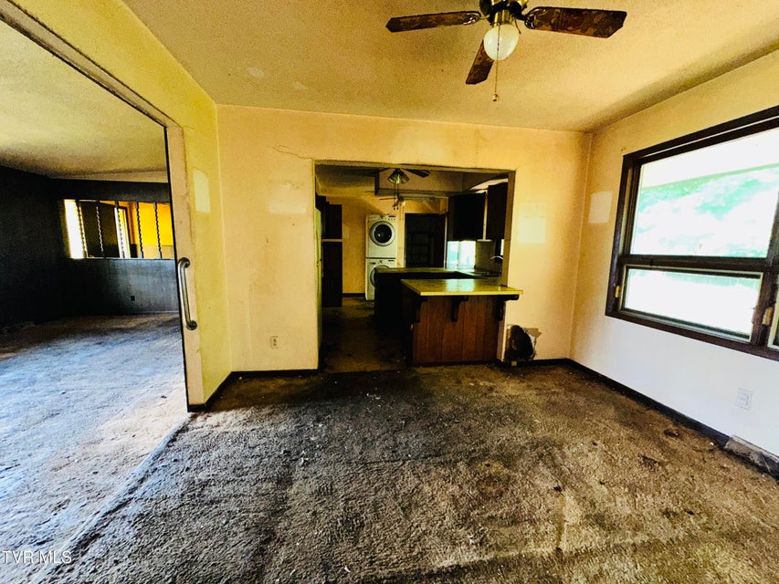 Photo #7: 1201 Woodside Drive