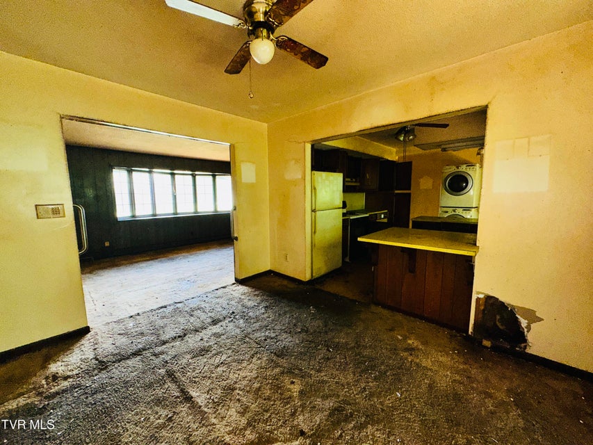 Photo #8: 1201 Woodside Drive