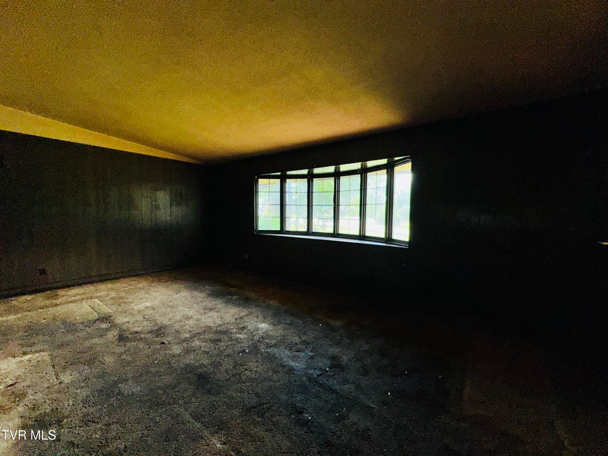 Photo #13: 1201 Woodside Drive