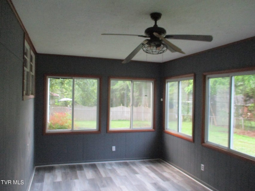 Photo #7: 206 Cloverdale Place