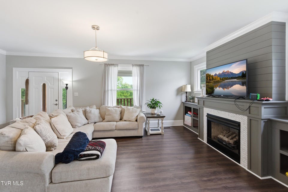 Photo #4: 1200 7th Avenue
