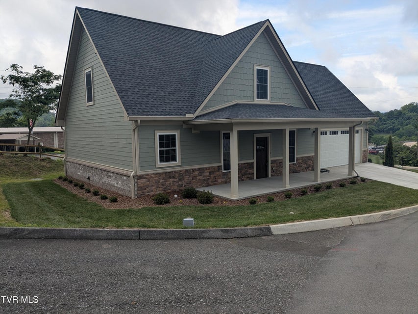 Photo #2: 505 Hickory Tree Pvt Drive