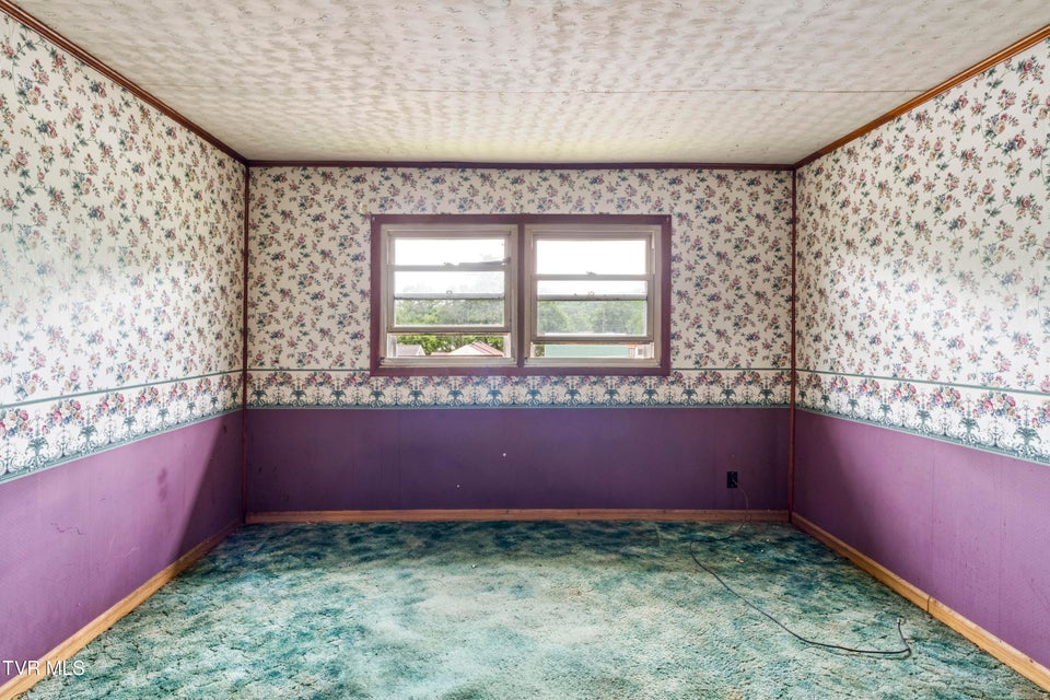 Photo #21: 902 Diane Avenue