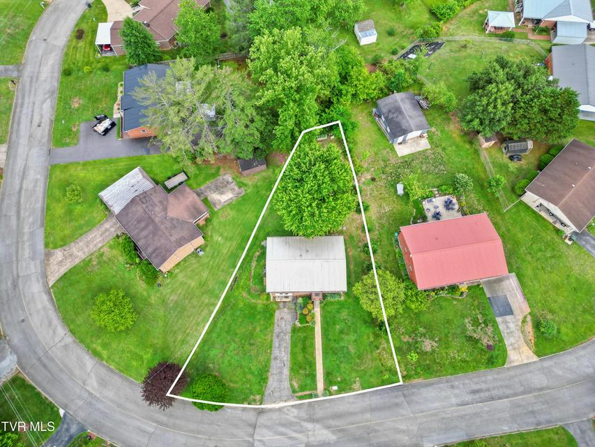 Photo #5: 121 York Drive