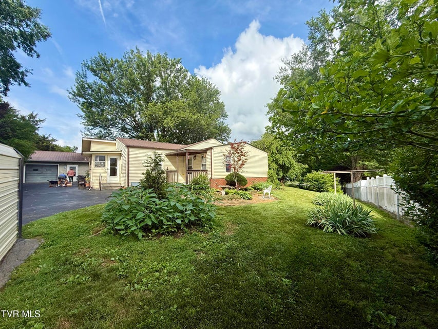 Photo #6: 2931 Watauga Road