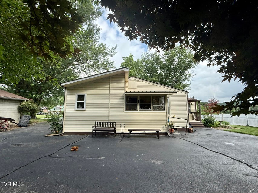 Photo #7: 2931 Watauga Road