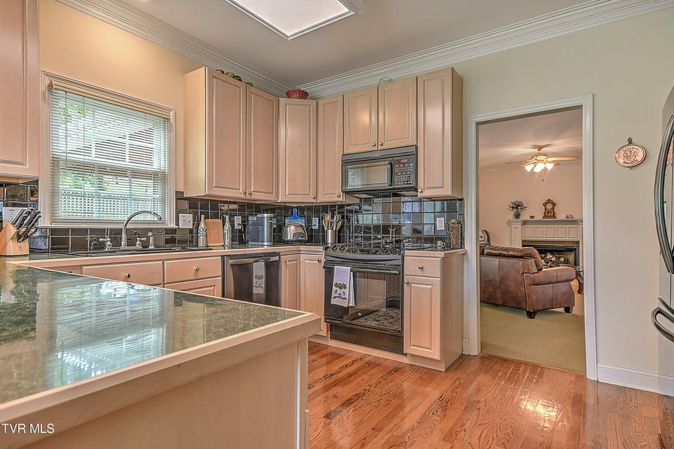 Photo #13: 243 Southridge Drive