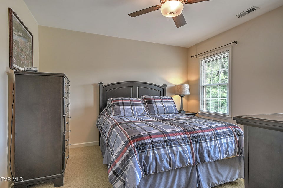 Photo #33: 243 Southridge Drive