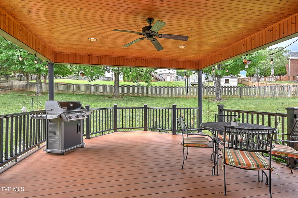 Photo #43: 243 Southridge Drive