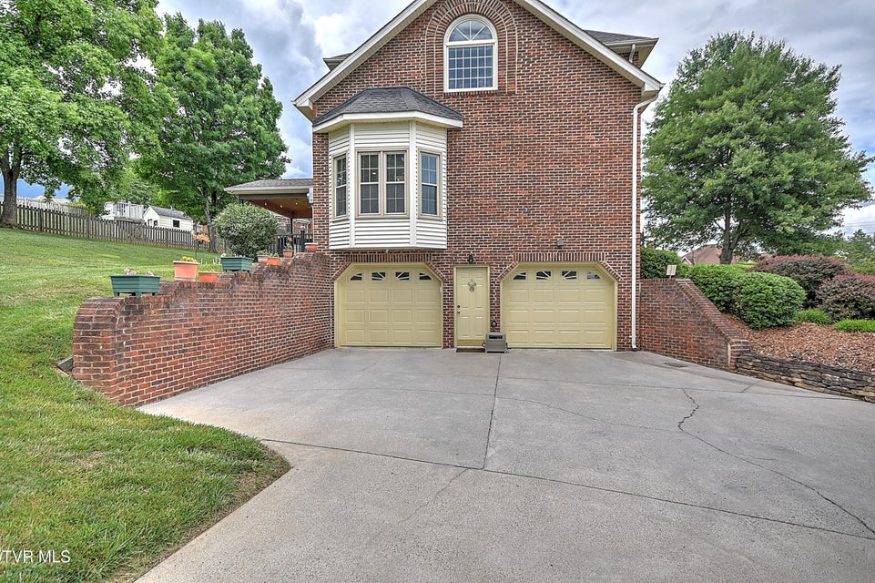 Photo #52: 243 Southridge Drive