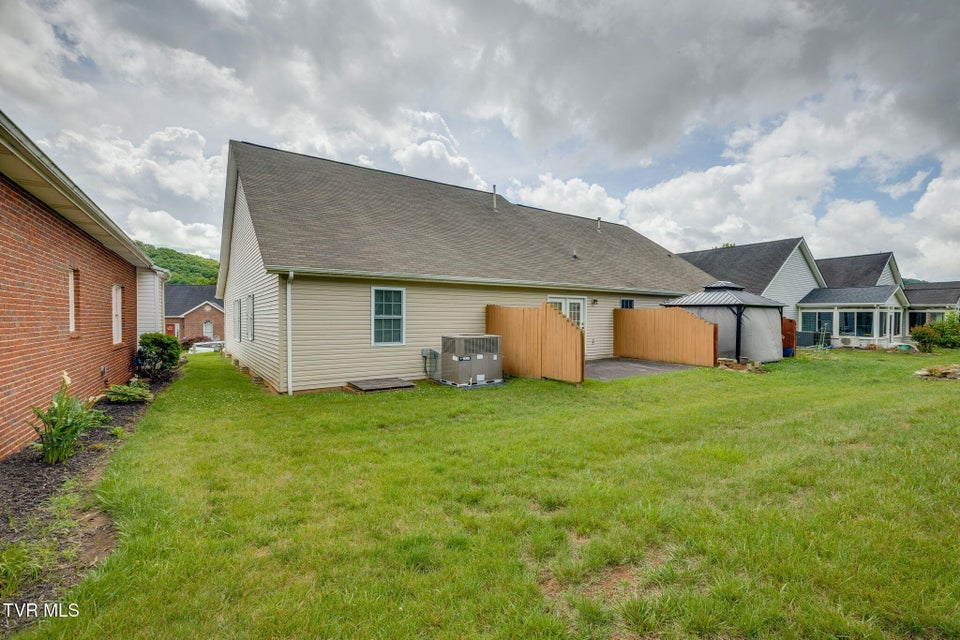 Photo #28: 4208 Nickleby Court