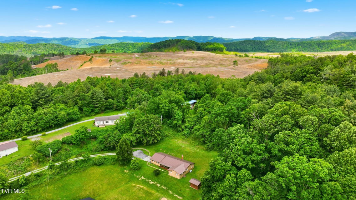 Photo #41: 5461 Thackers Branch Road