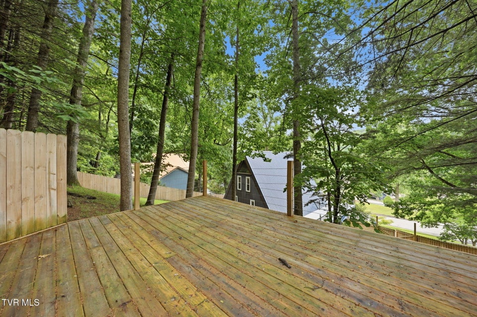 Photo #45: 440 Lakeshore Road