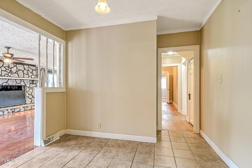 Photo #22: 3302 Mayfield Drive