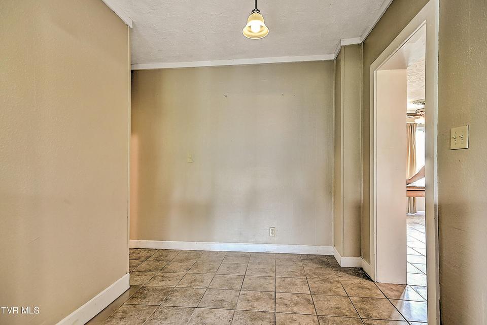 Photo #24: 3302 Mayfield Drive