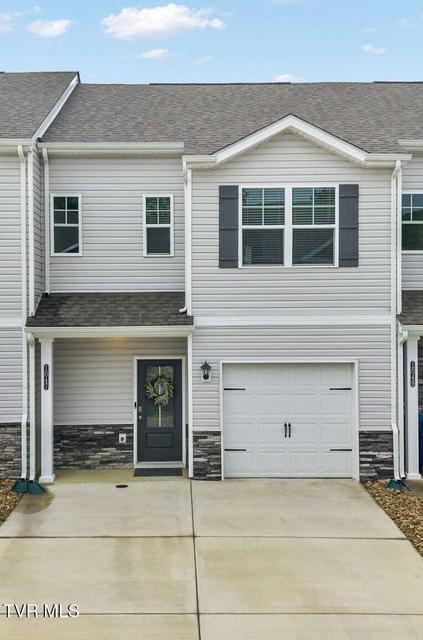 Photo #29: 1047 Saylors Place