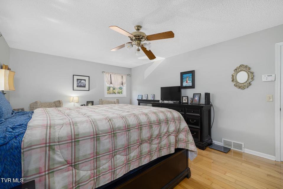 Photo #28: 3101 Newbern Drive