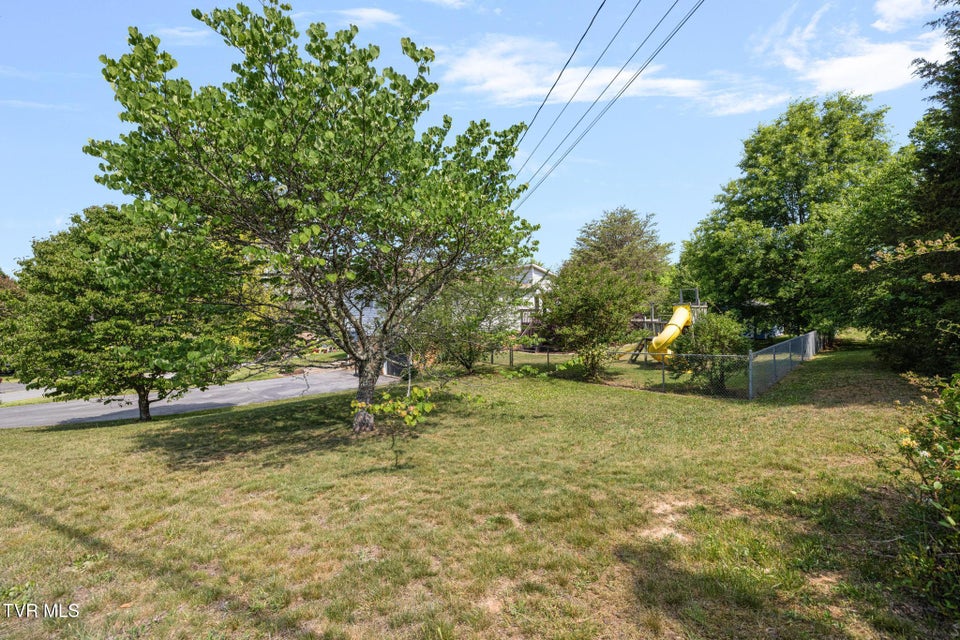 Photo #43: 3101 Newbern Drive