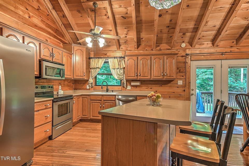 Photo #13: 622 Shoals Lane