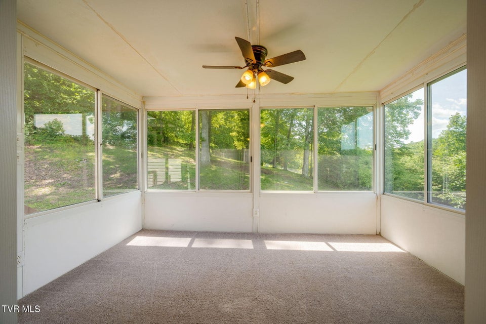 Photo #13: 443 Kinkead Avenue