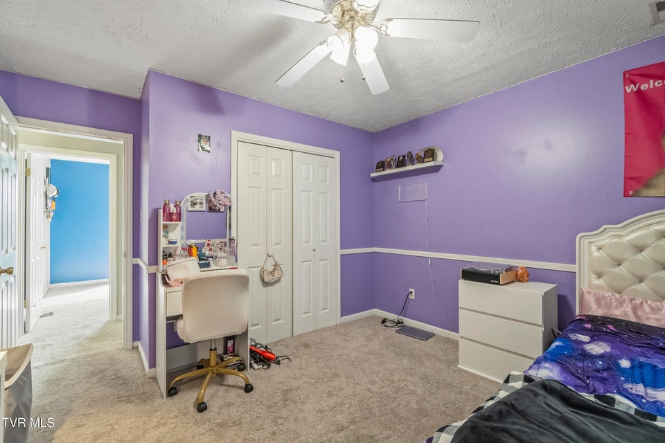 Photo #33: 410 Appian Way