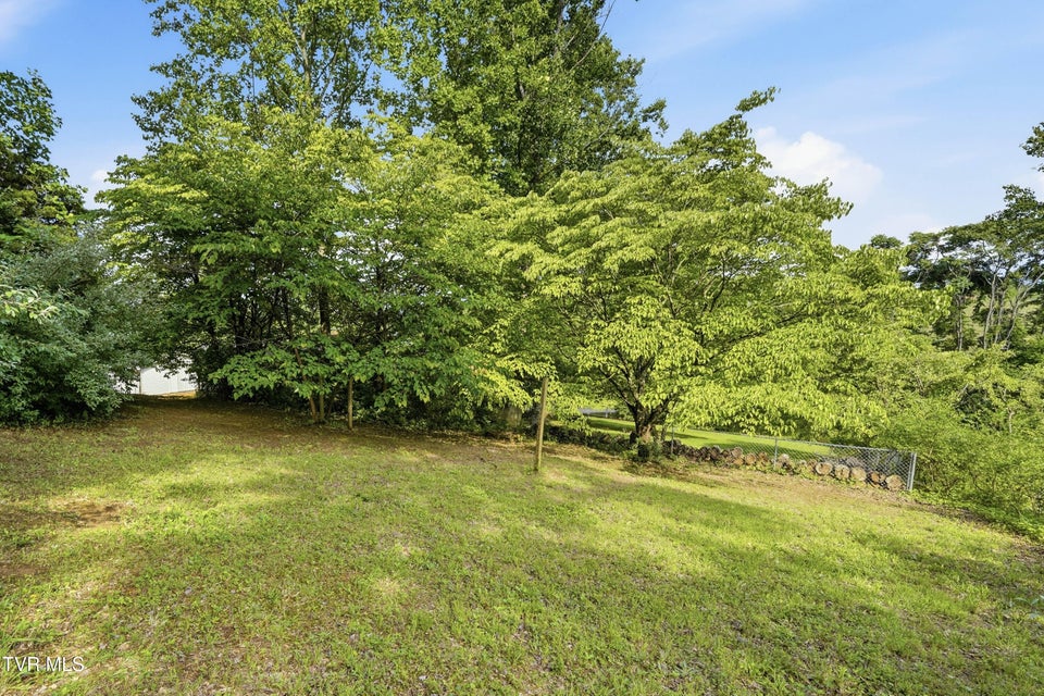 Photo #30: 828 Murrell Road