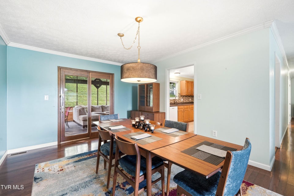 Photo #5: 828 Murrell Road