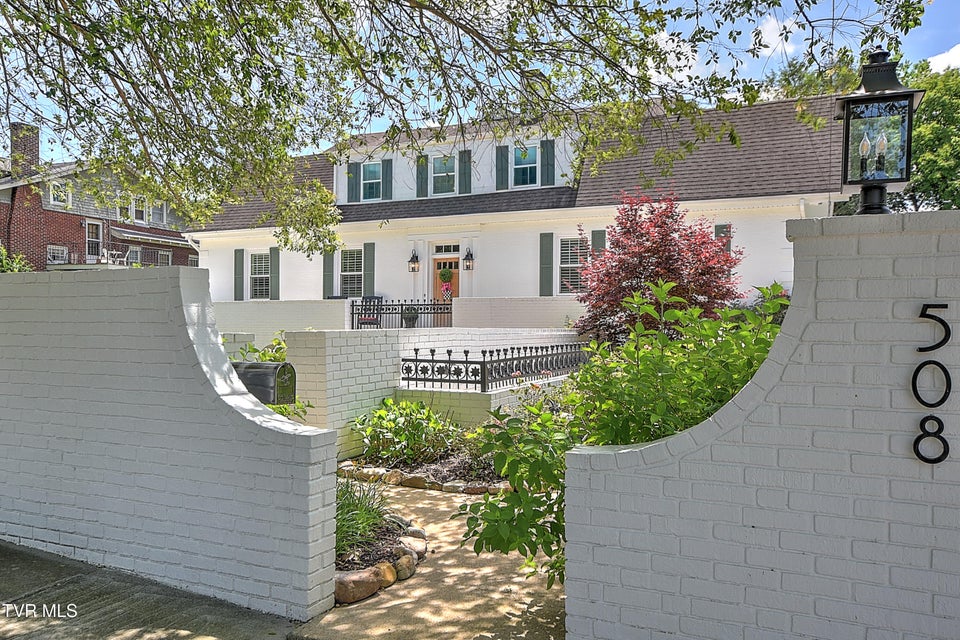 Photo #5: 508 Euclid Avenue
